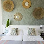 מלון Subur Maritim 4*