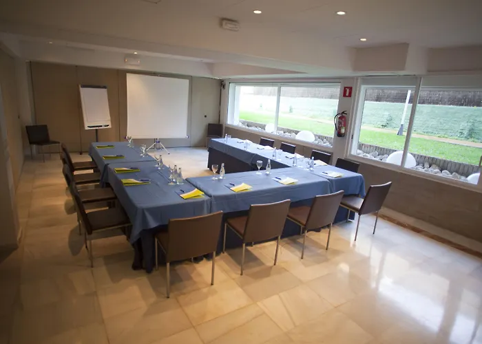 Subur Maritim מלון 4*