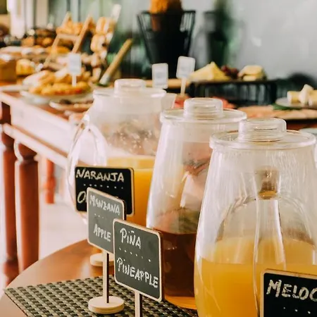 Subur Maritim Szálloda Sitges