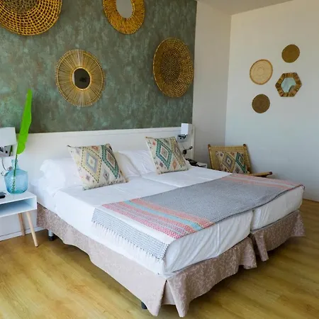 Szálloda Subur Maritim Sitges