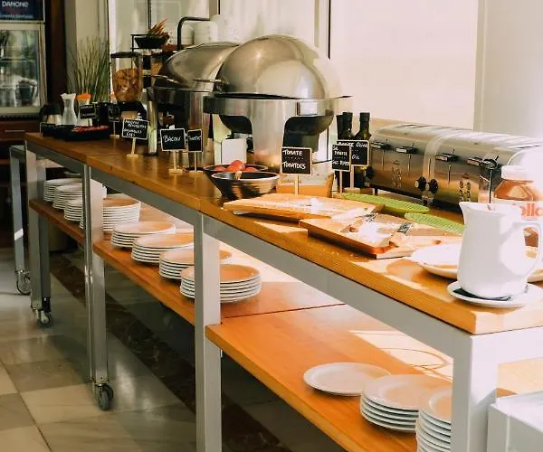 Subur Maritim Hotel 4*