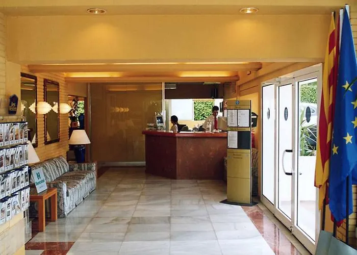 Subur Maritim Hotel 4*