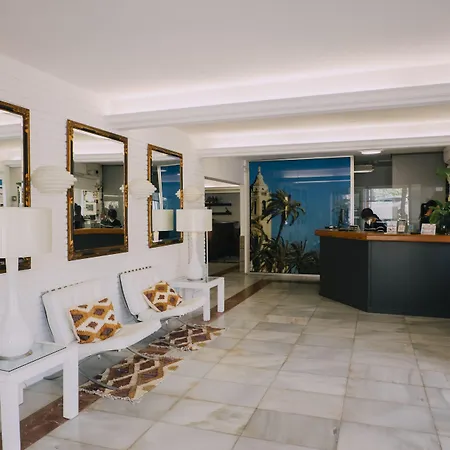 فندق Subur Maritim سيدجيس